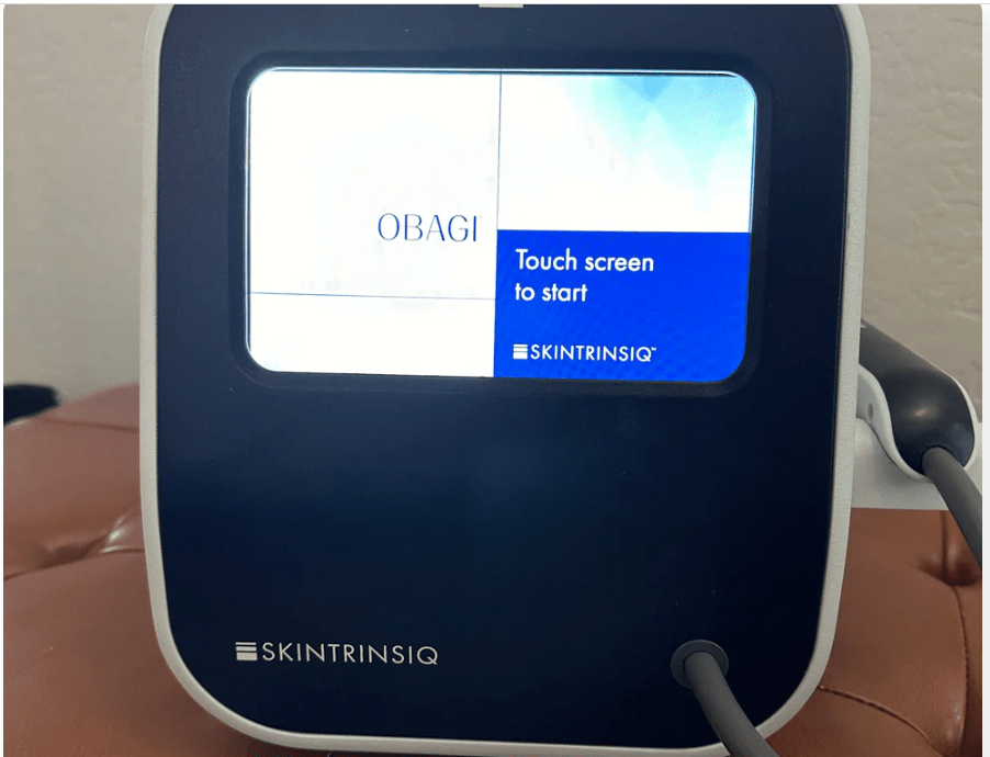 *Basically Brand New* Obagi: Skintrinsiq - Image 2