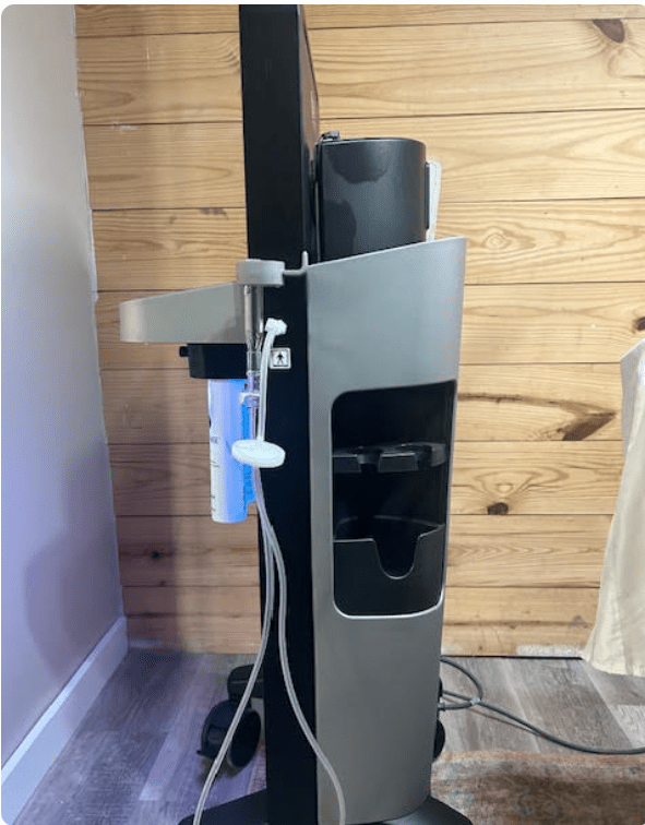 Hydrafacial: Syndeo (2024) - Image 4